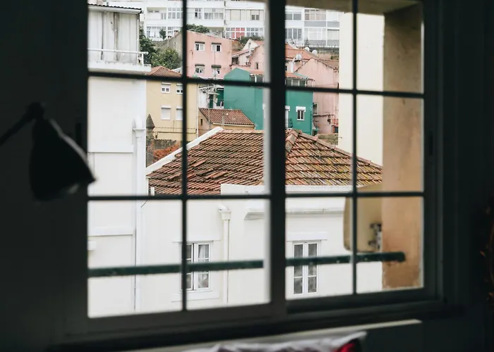 Cosy Apartment Near Feira Da Ladra